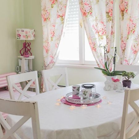 Shabby Chic Apartments شيبينيك المظهر الخارجي الصورة